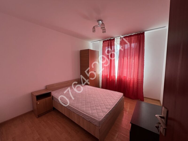 Titan- Ozana, Bd. 1 Decembrie 1918,complet renovat, 3 min.