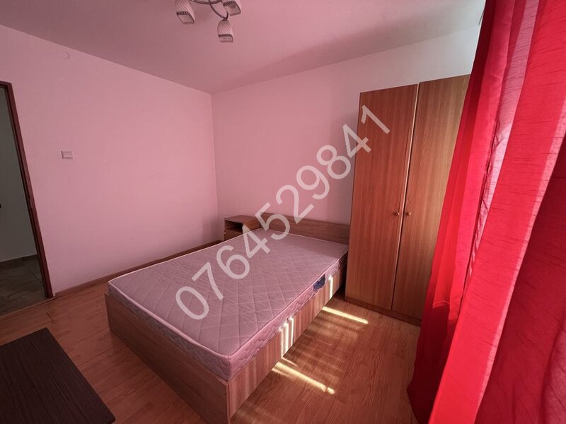 Titan- Ozana, Bd. 1 Decembrie 1918,complet renovat, 3 min.